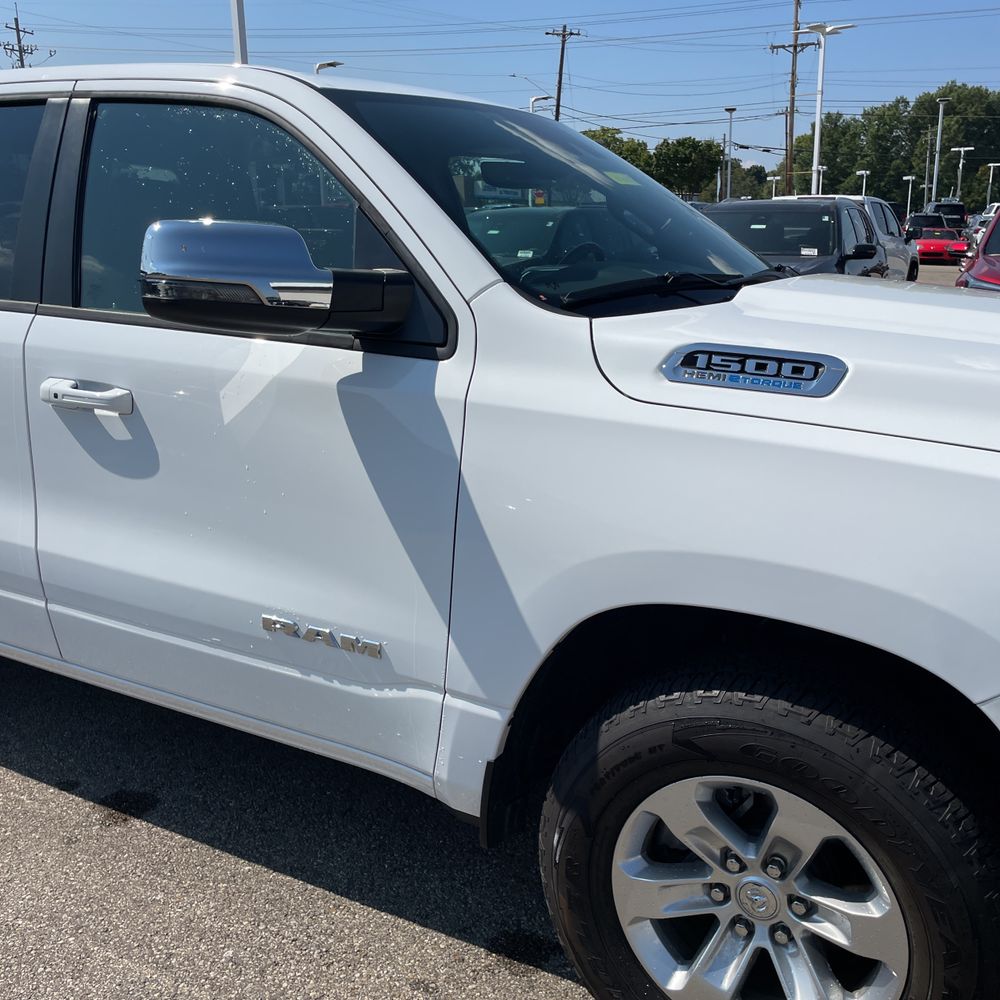 2024 Ram 1500 Laramie