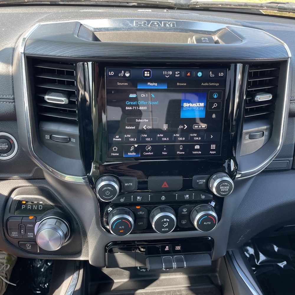2024 Ram 1500 Laramie