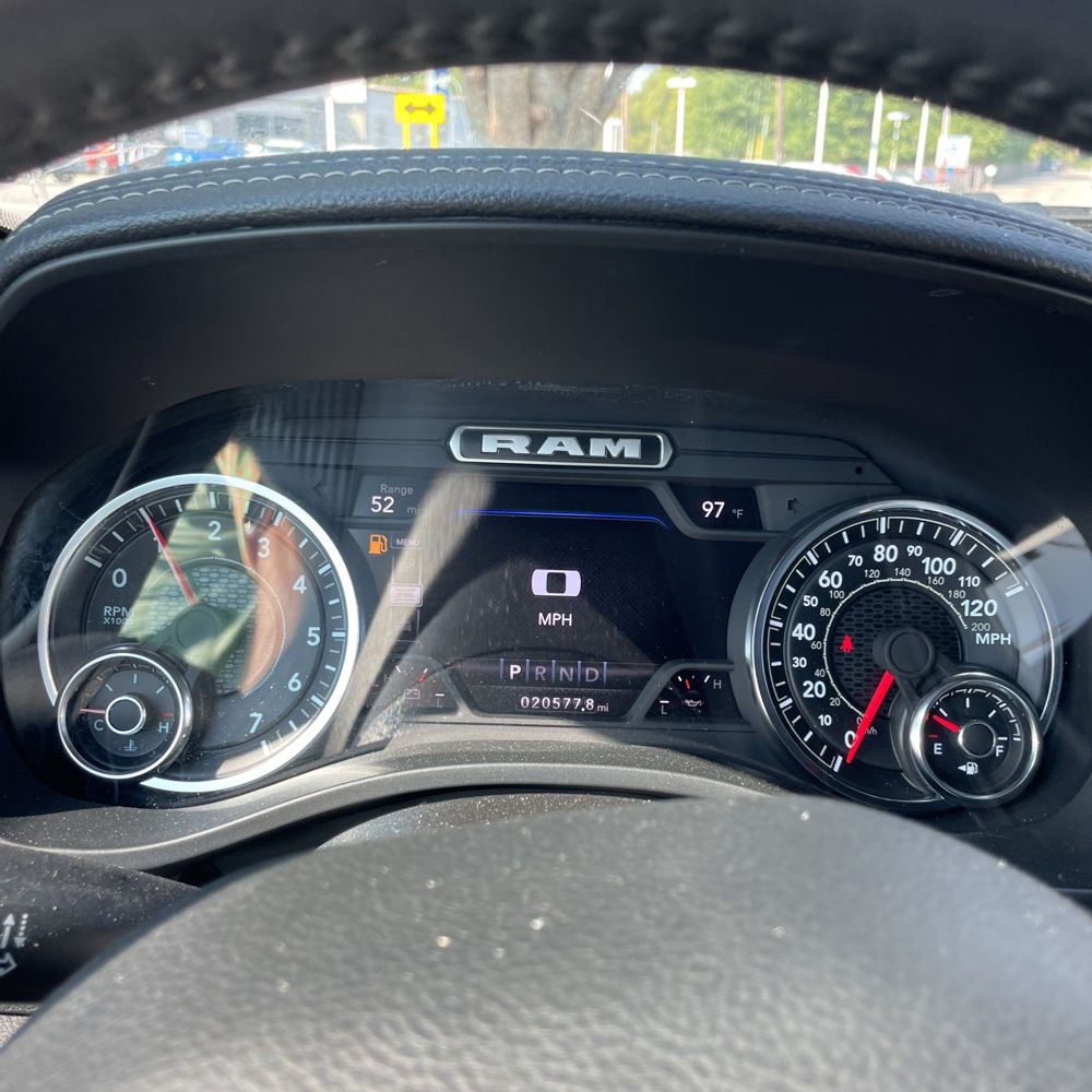 2024 Ram 1500 Laramie
