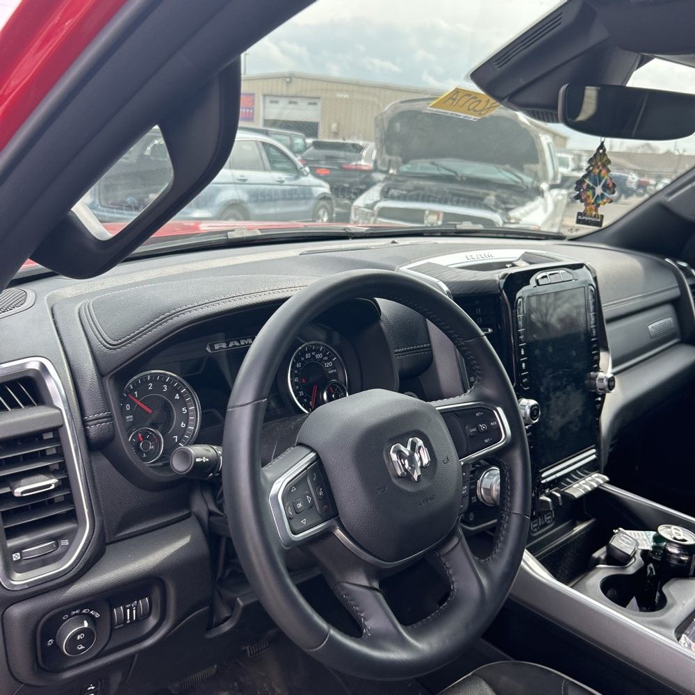 2024 Ram 1500 Laramie