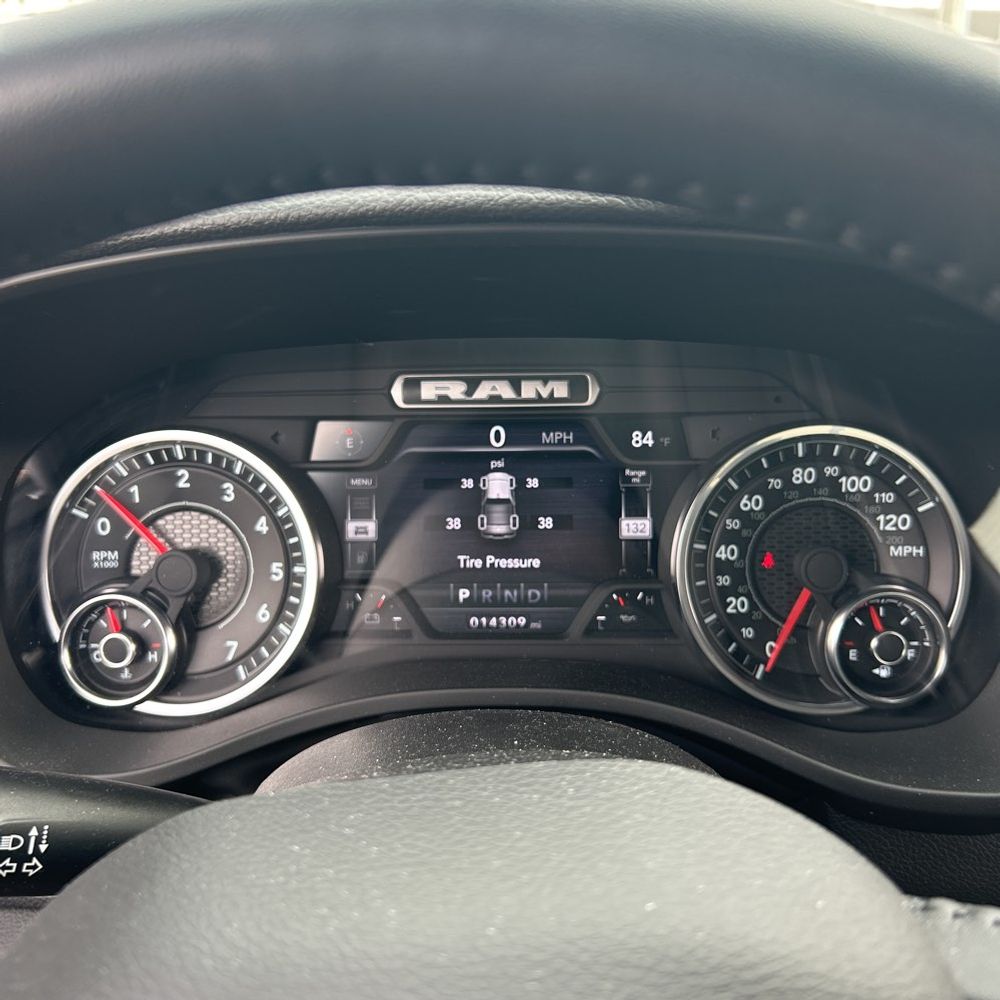 2024 Ram 1500 Laramie