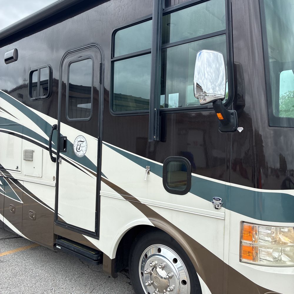 2014 Ford F-53 Motorhome Chassis
