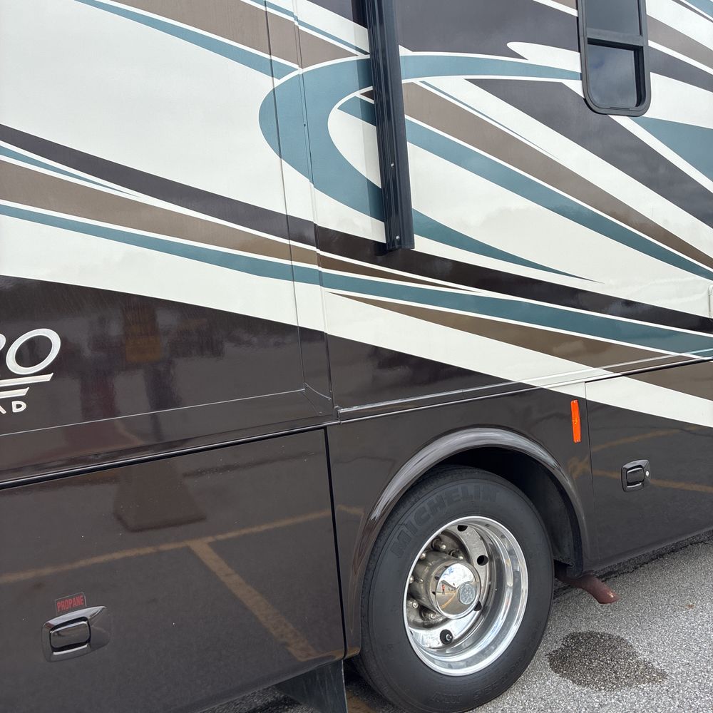 2014 Ford F-53 Motorhome Chassis