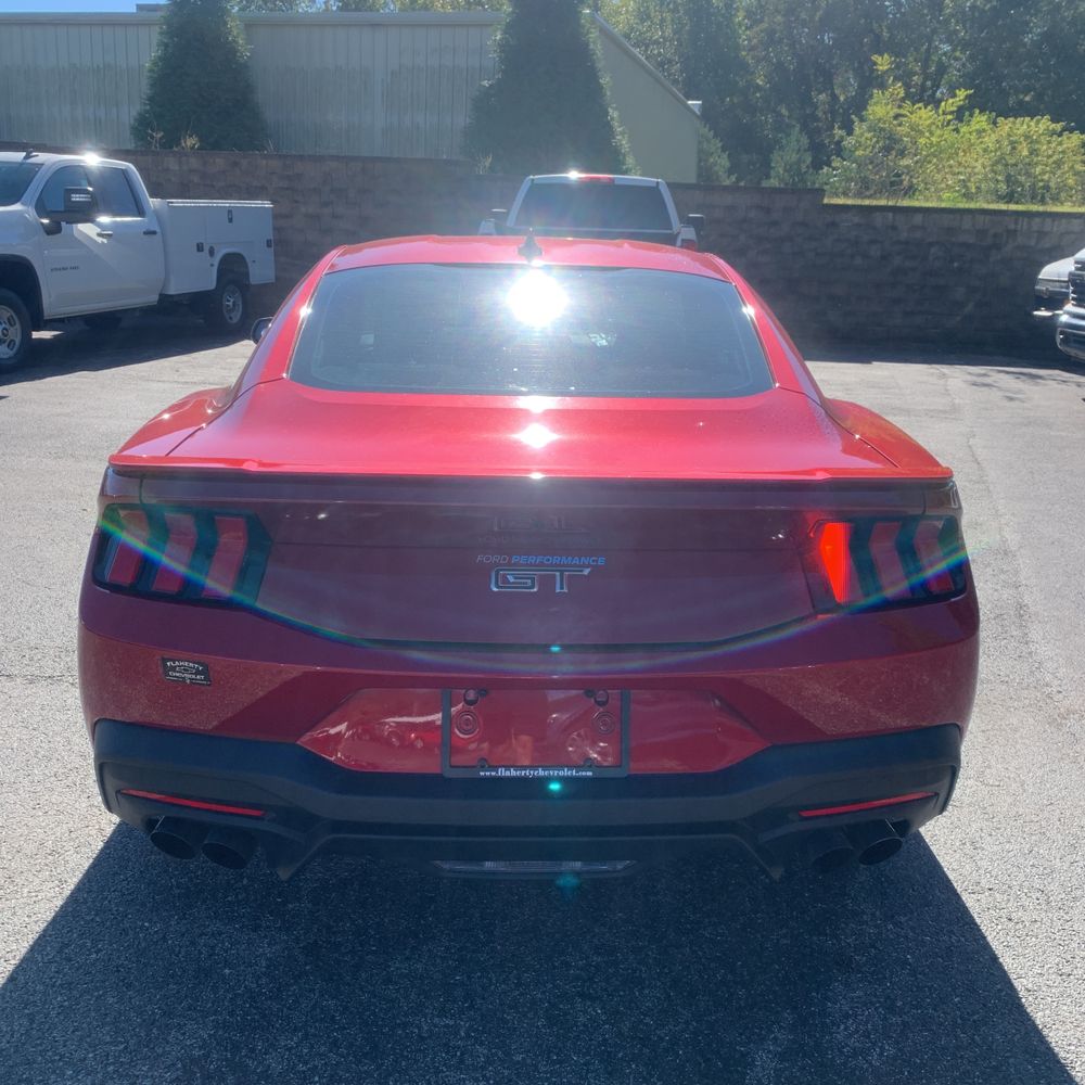 2024 Ford Mustang GT Premium