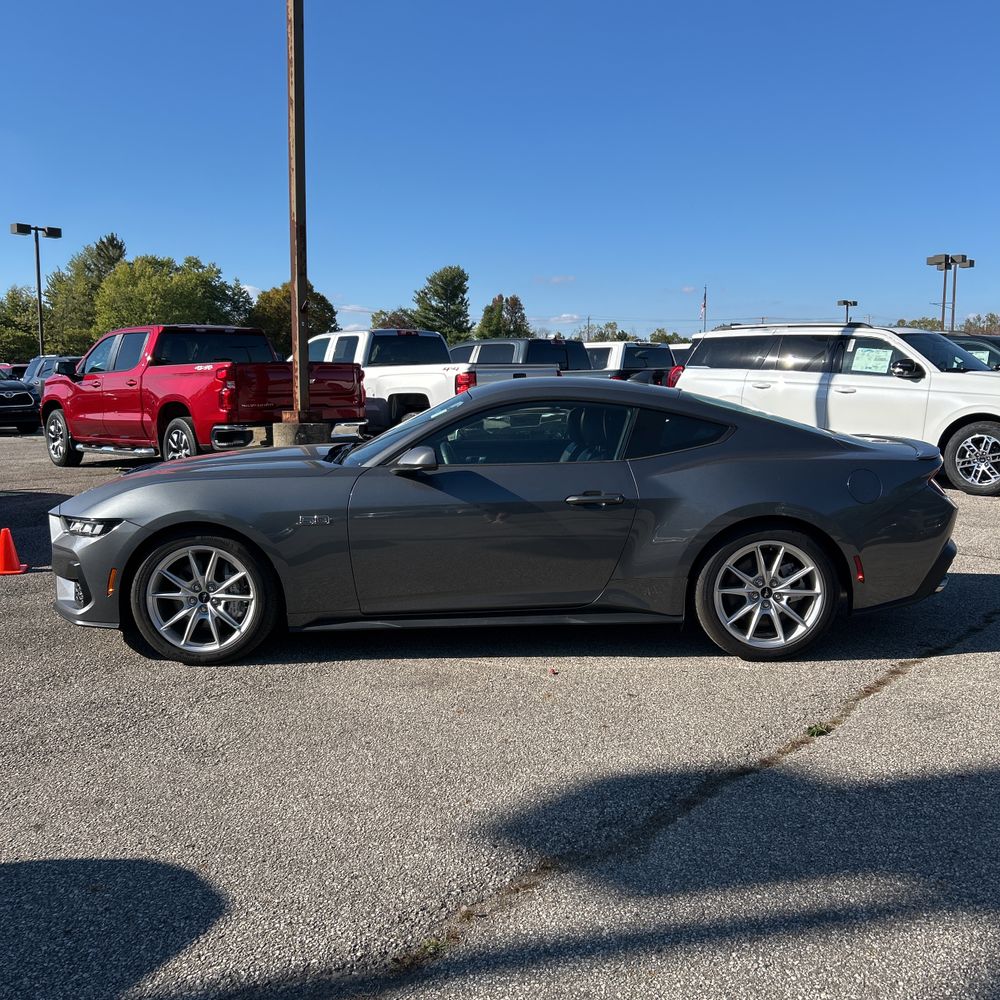 2024 Ford Mustang GT Premium