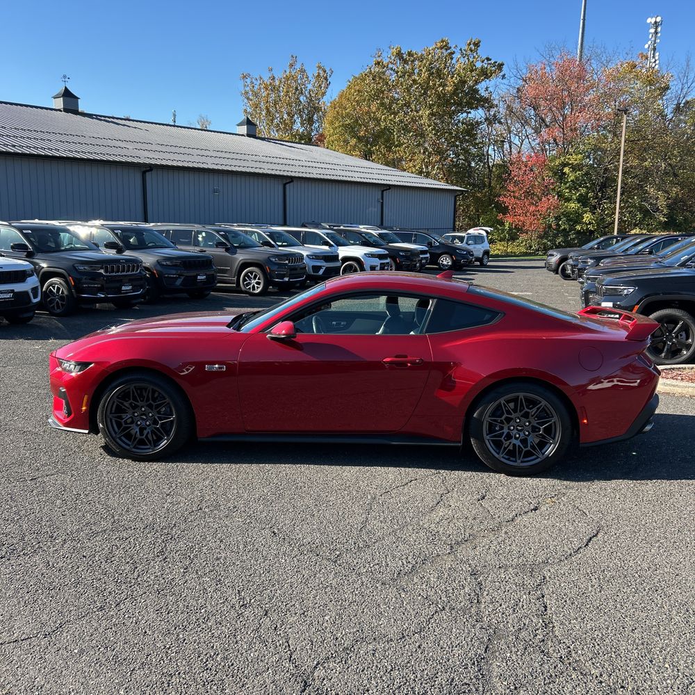 2024 Ford Mustang GT Premium