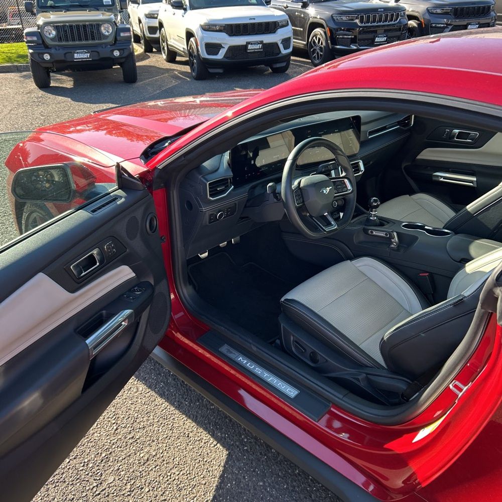 2024 Ford Mustang GT Premium