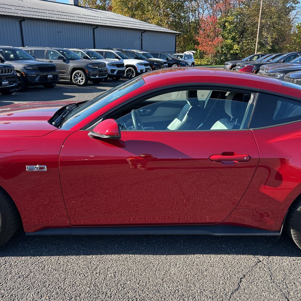 2024 Ford Mustang GT Premium