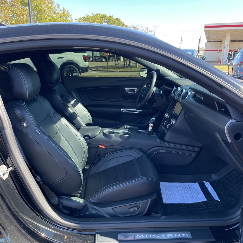 2022 Ford Mustang GT Premium