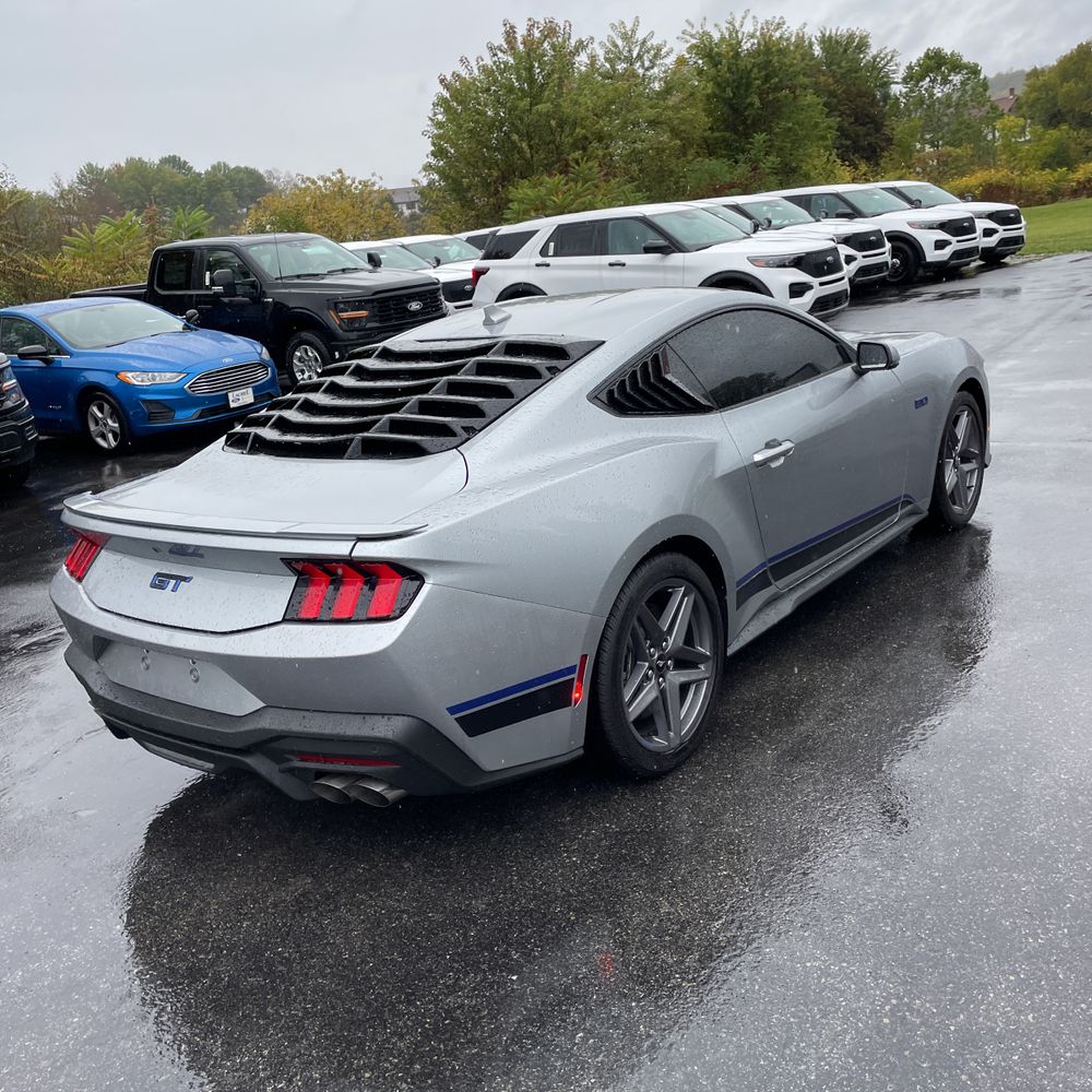 2024 Ford Mustang GT Premium
