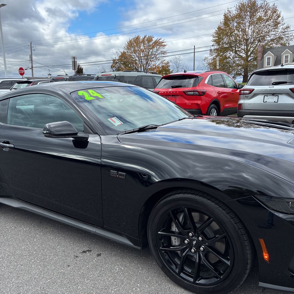 2024 Ford Mustang GT Premium