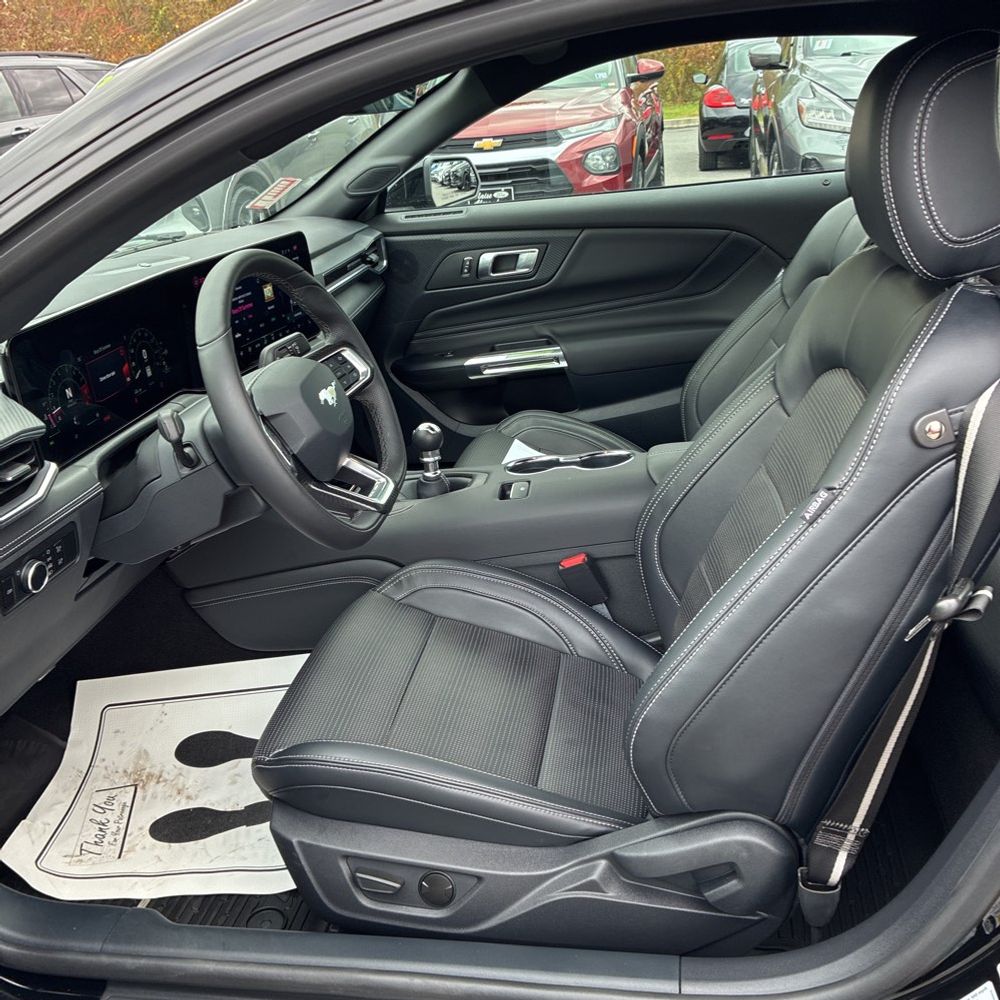 2024 Ford Mustang GT Premium