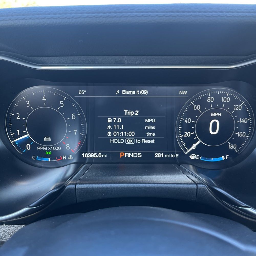 2022 Ford Mustang Mach 1
