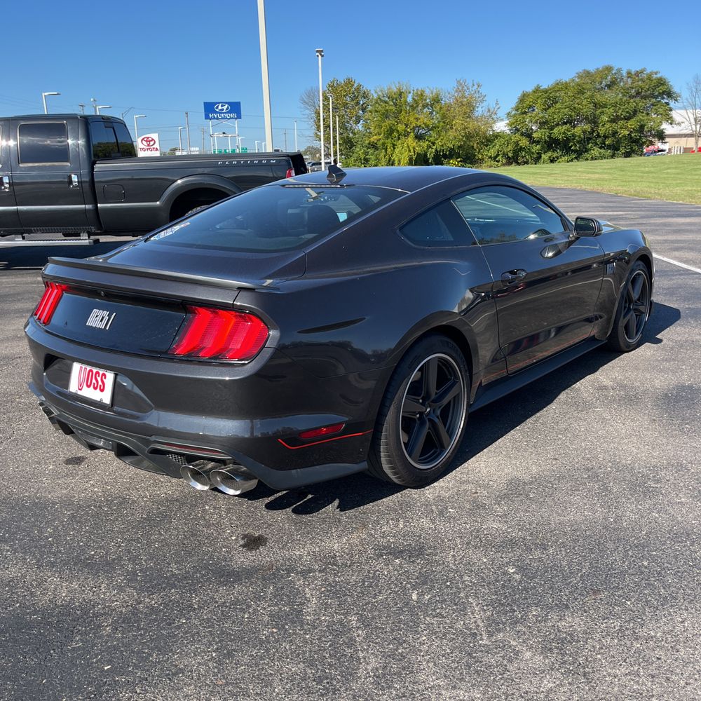 2022 Ford Mustang Mach 1
