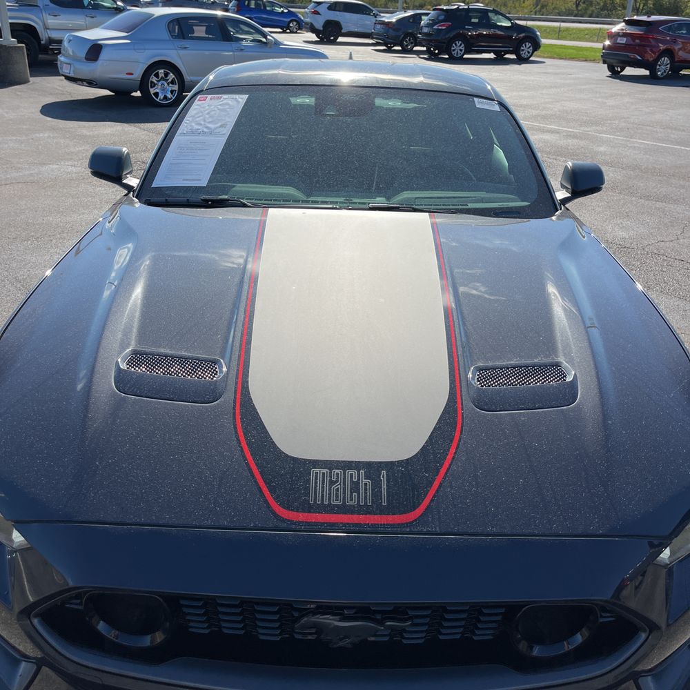 2022 Ford Mustang Mach 1