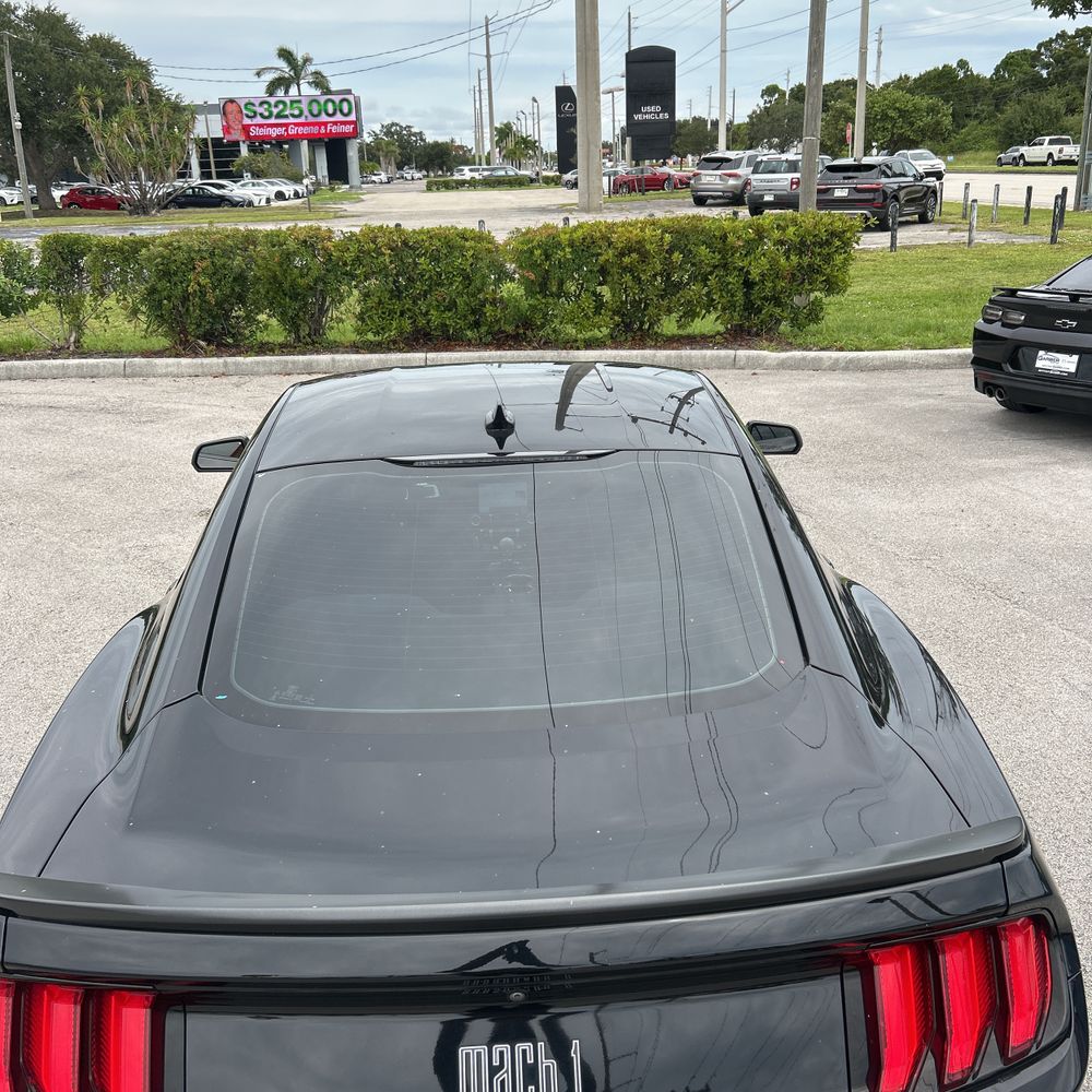 2022 Ford Mustang Mach 1