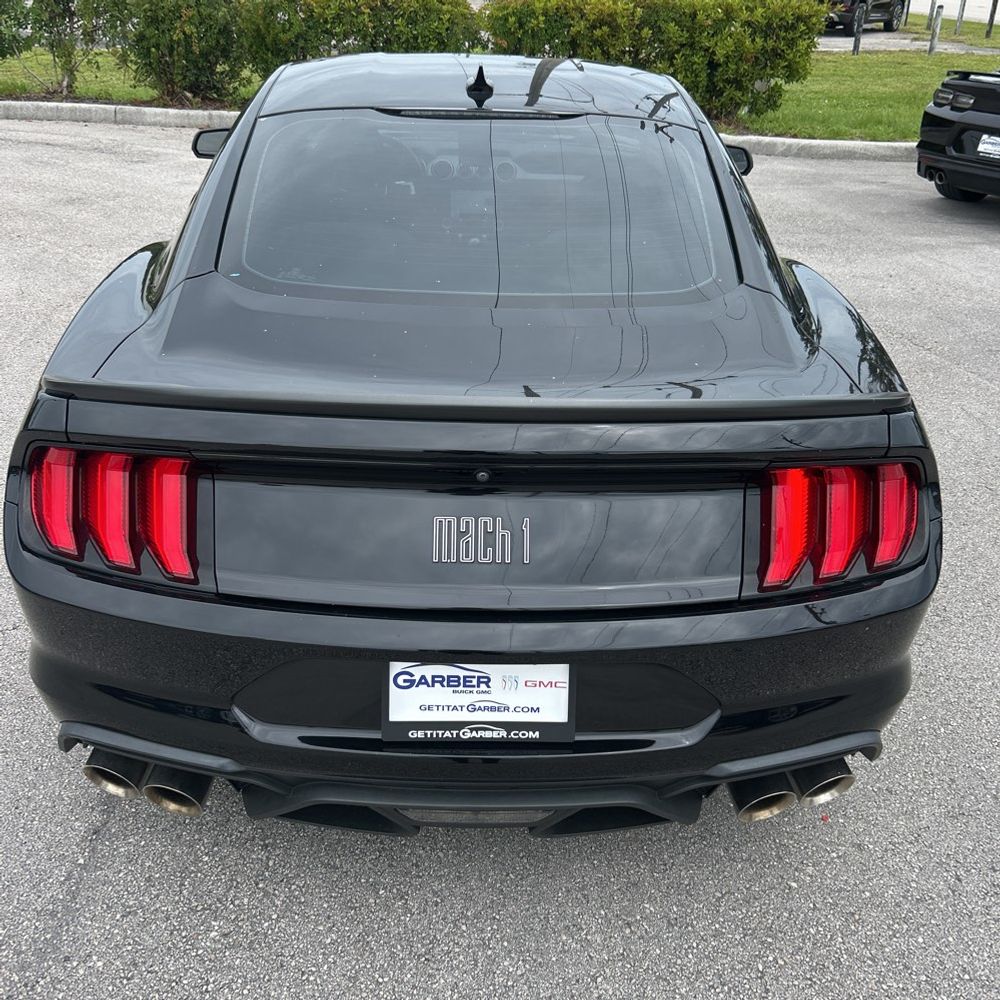 2022 Ford Mustang Mach 1