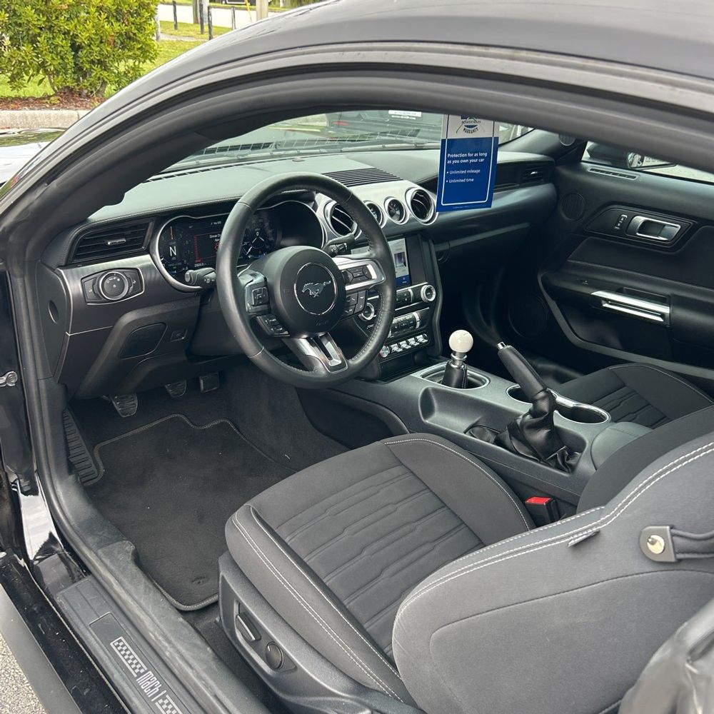 2022 Ford Mustang Mach 1
