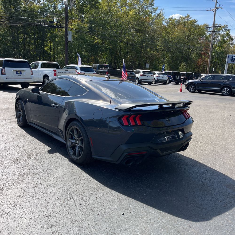 2024 Ford Mustang Dark Horse