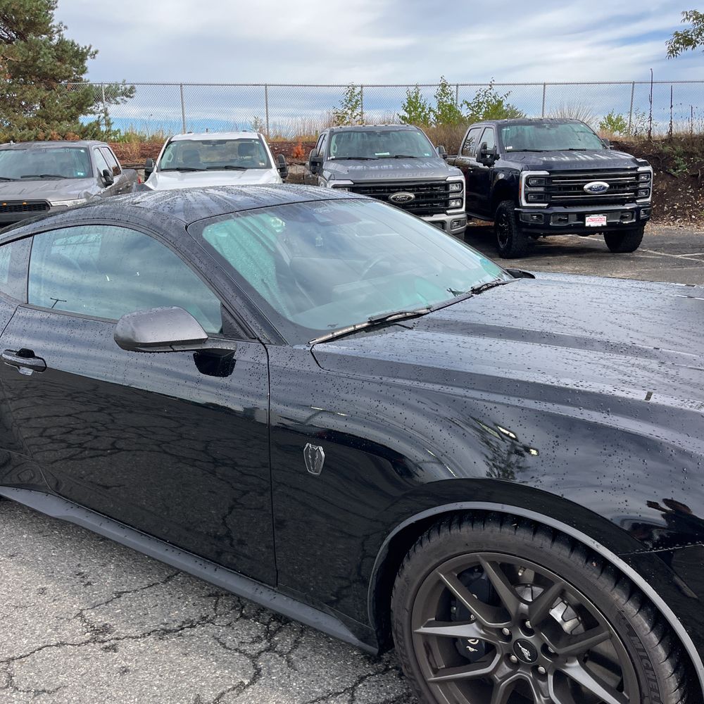2024 Ford Mustang Dark Horse