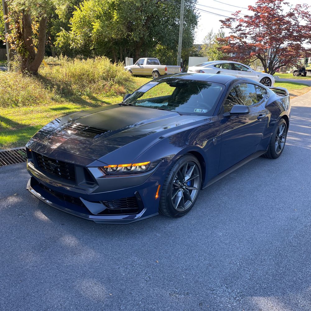 2025 Ford Mustang Dark Horse
