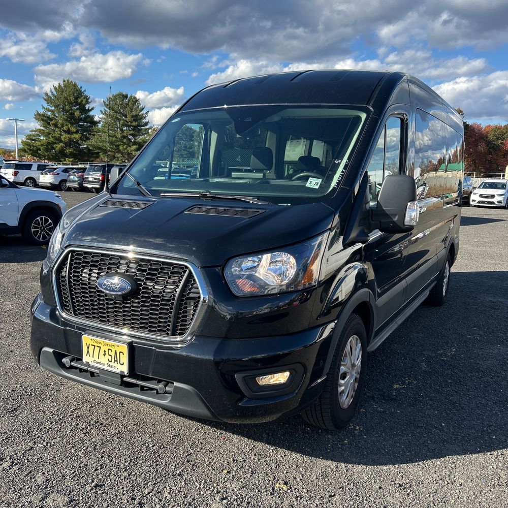 2023 Ford Transit 350 XLT