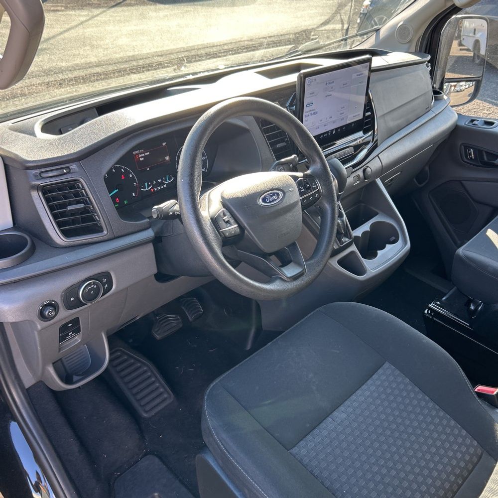 2023 Ford Transit 350 XLT