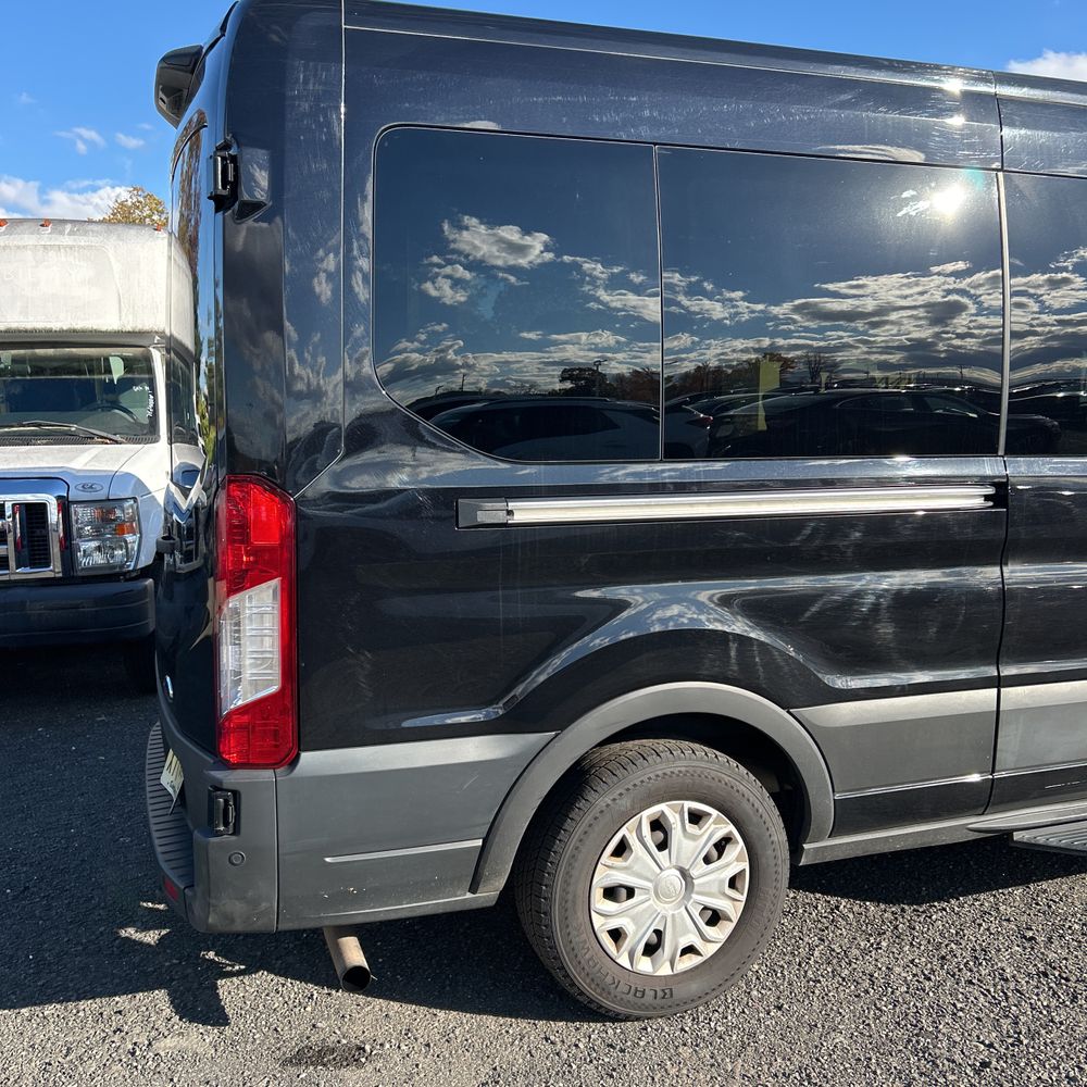 2023 Ford Transit 350 XLT