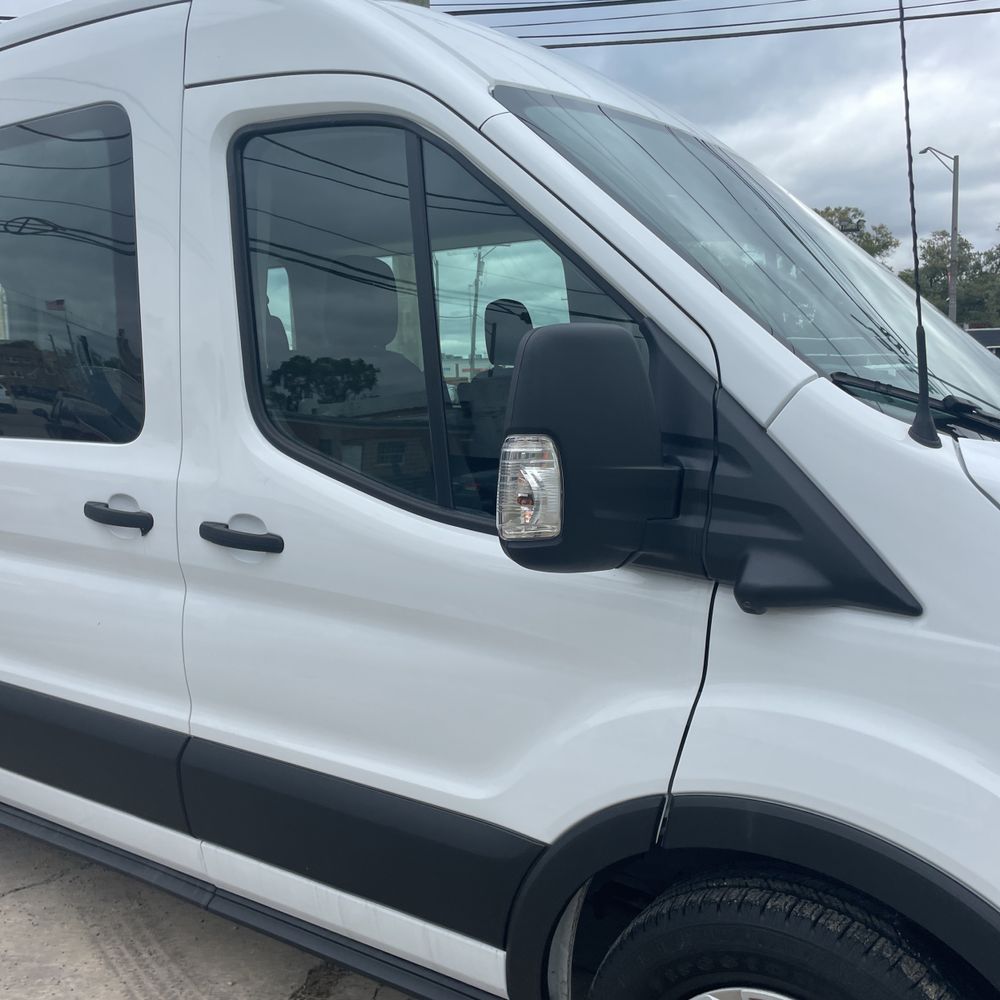 2023 Ford Transit 350 XLT