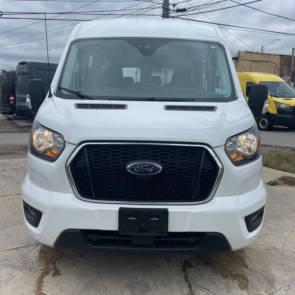 2023 Ford Transit 350 XLT