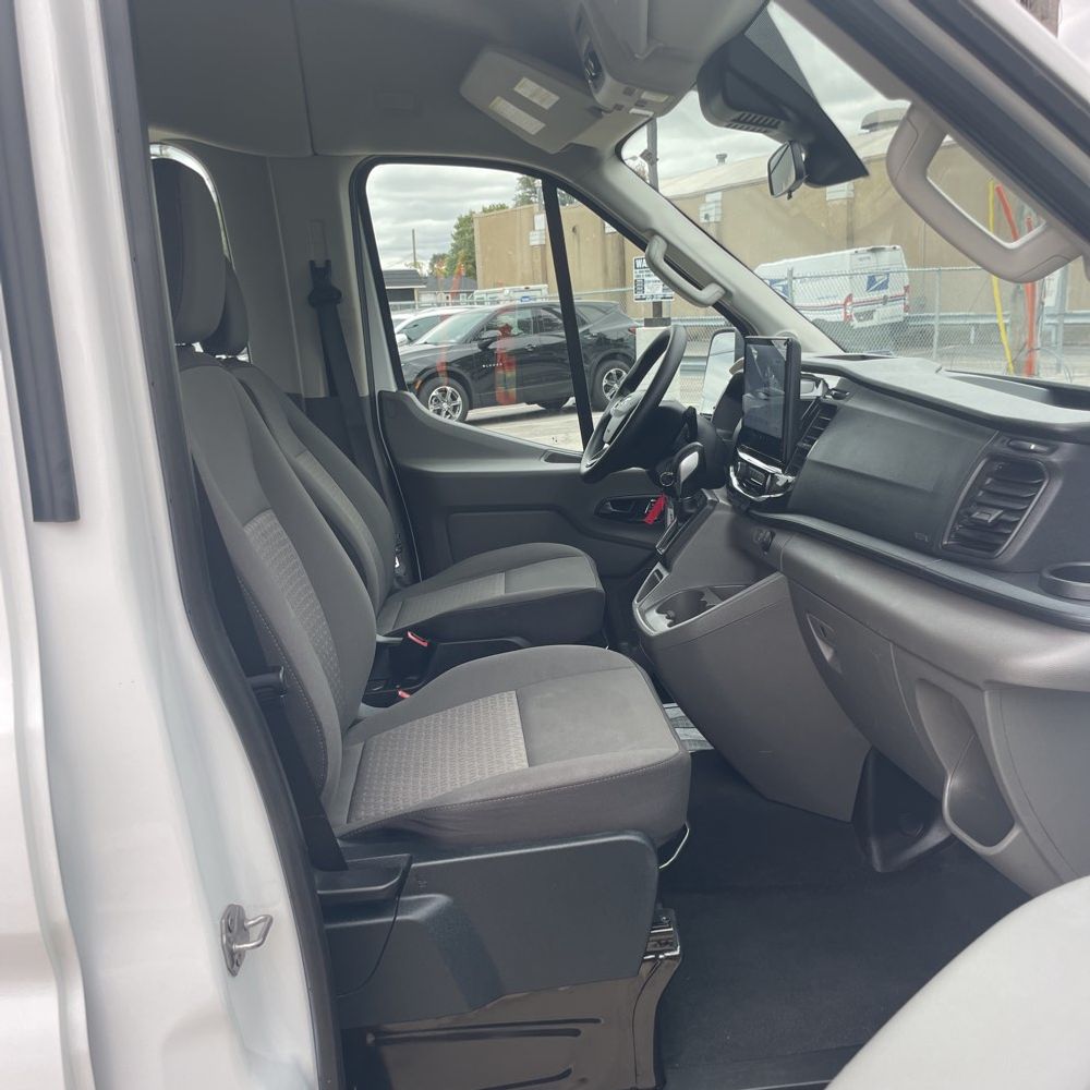 2023 Ford Transit 350 XLT