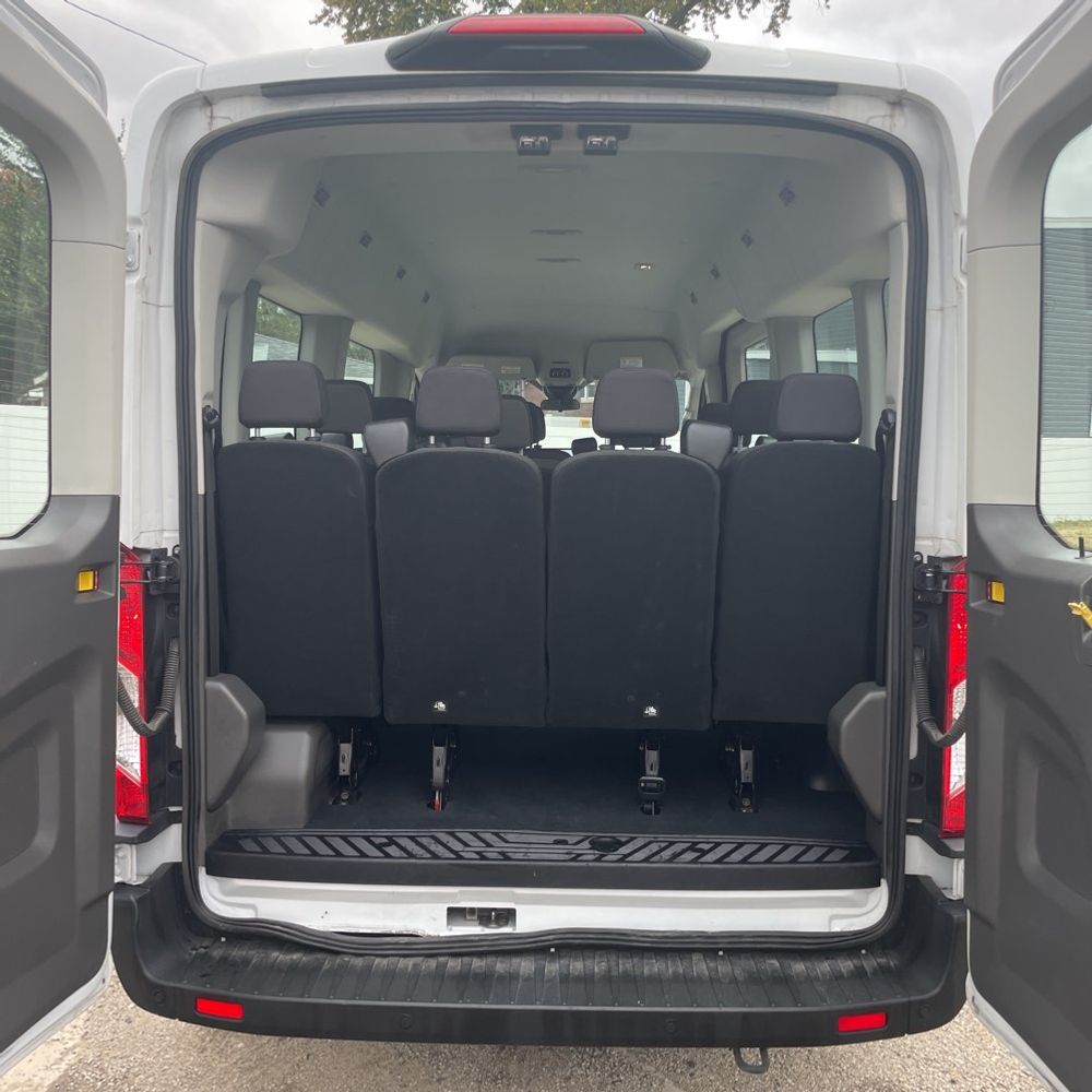2023 Ford Transit 350 XLT