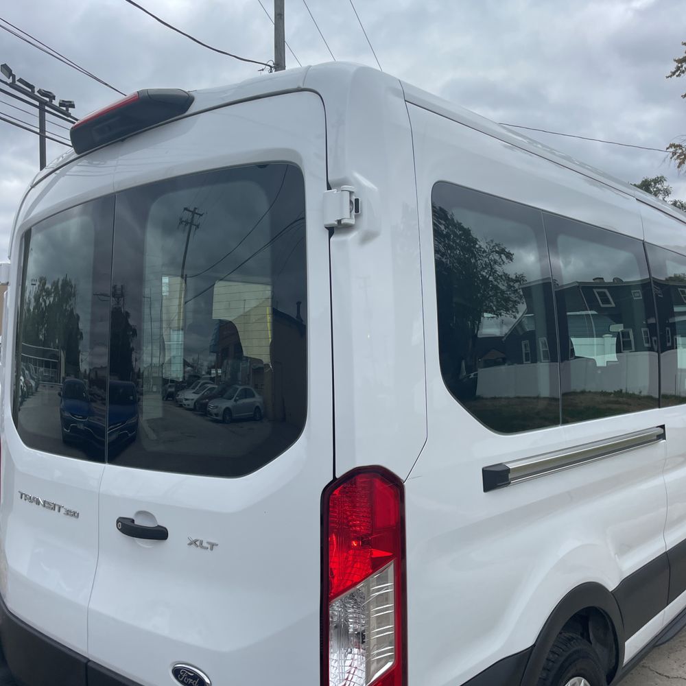 2023 Ford Transit 350 XLT