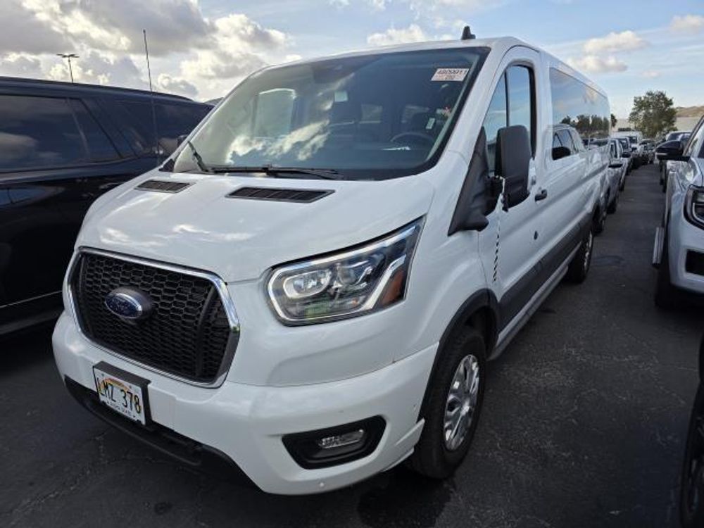 2023 Ford Transit Passenger Wagon XLT