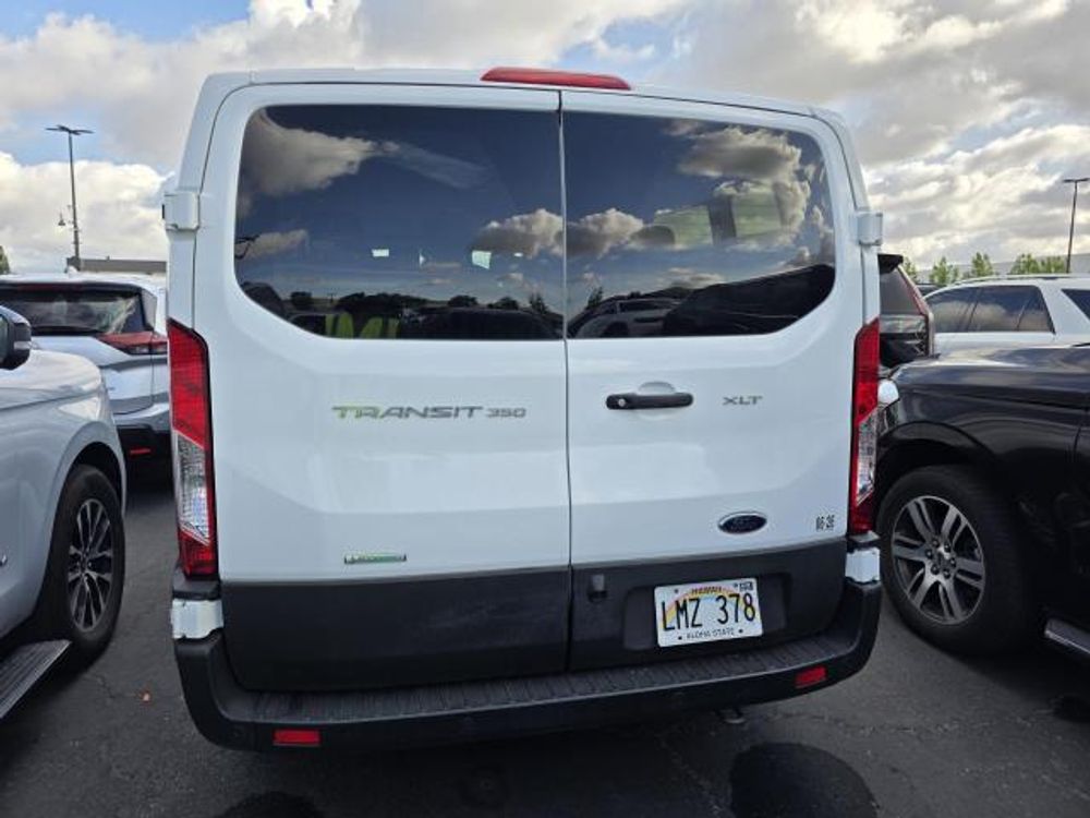 2023 Ford Transit Passenger Wagon XLT