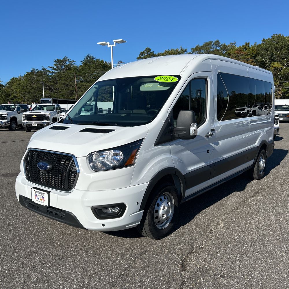 2024 Ford Transit 350 XLT