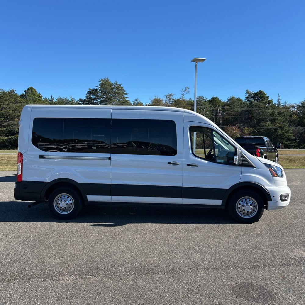 2024 Ford Transit 350 XLT