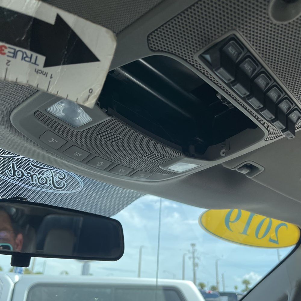 2019 Ford Commercial CA60-84 CREW CAB  4X2 6.7L