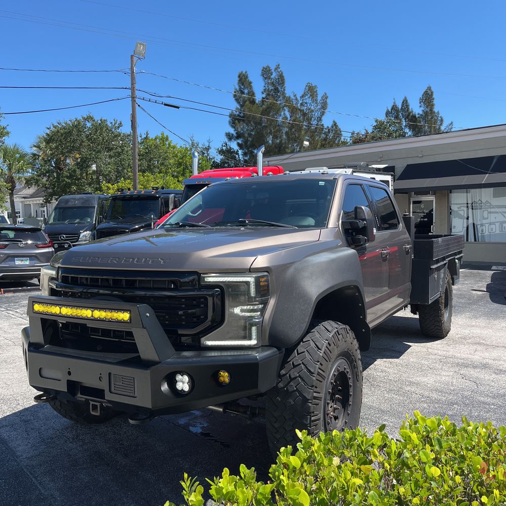 2021 Ford Commercial CA60-84 CREW CAB  4X4 6.7L