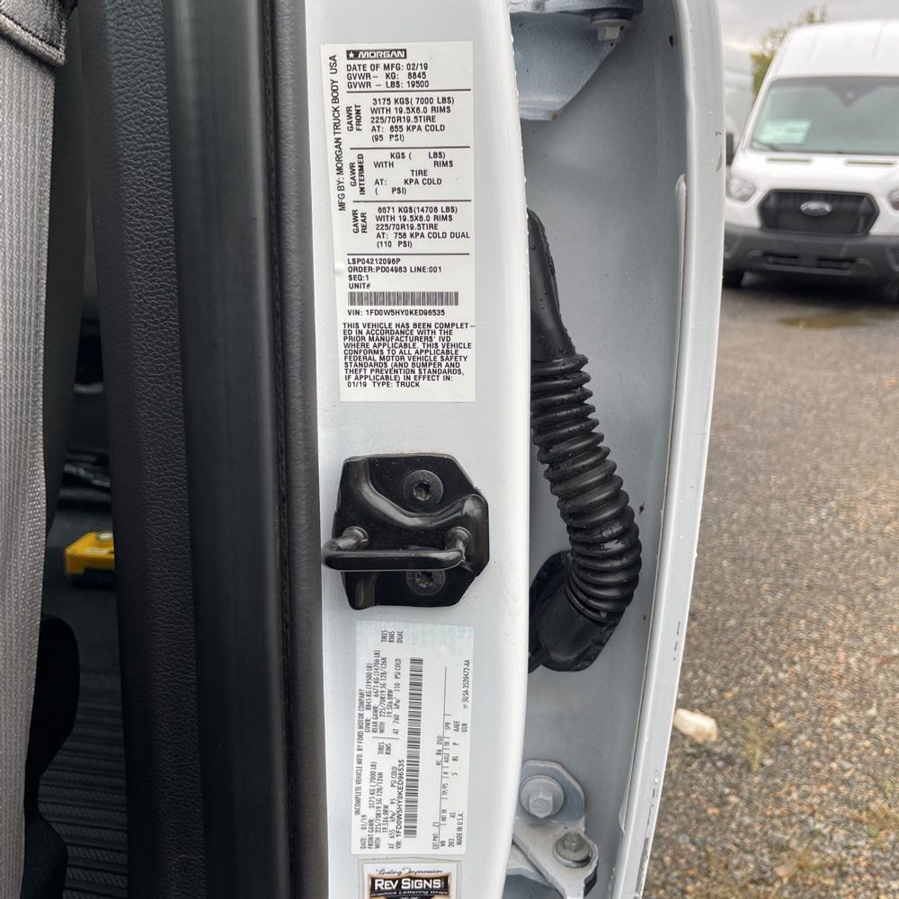2019 Ford Commercial CA60-84 CREW CAB  4X4 6.8L