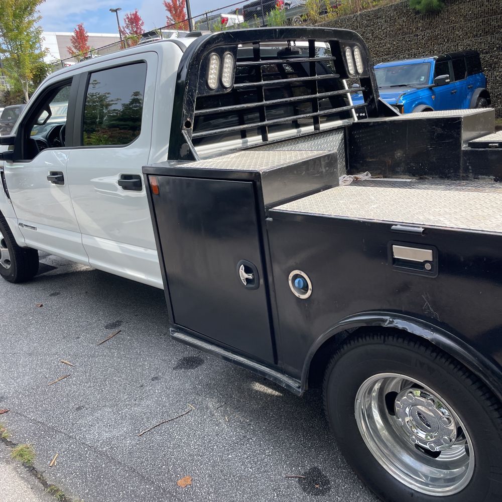 2022 Ford S/D C/C F350 XL