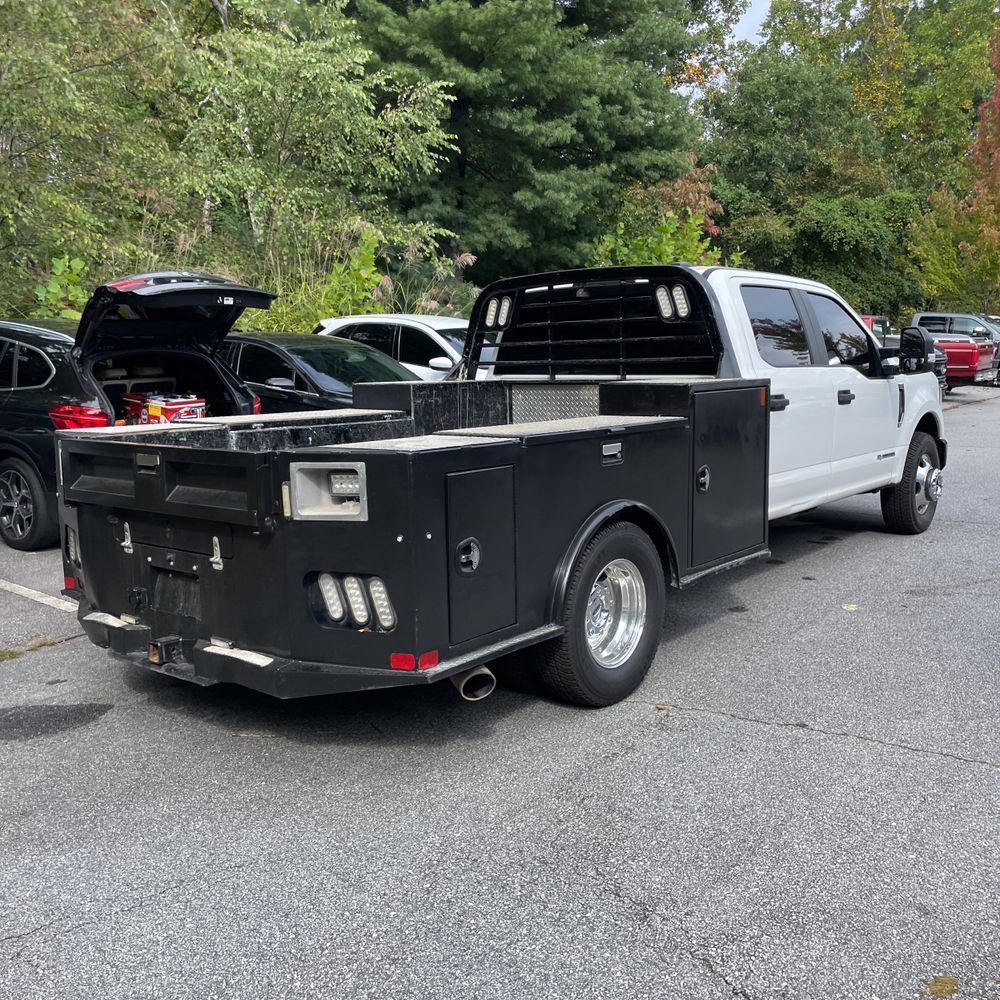 2022 Ford S/D C/C F350 XL