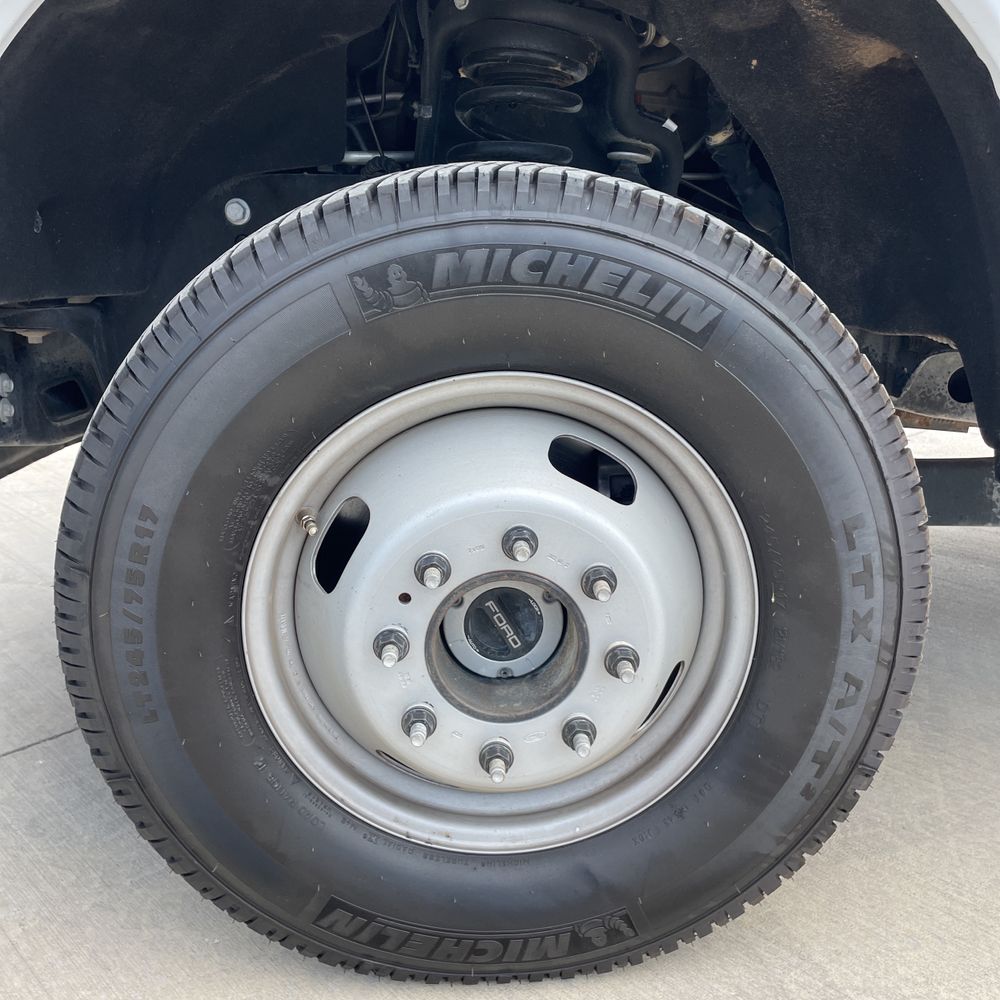 2024 Ford F-350 Super Duty XL
