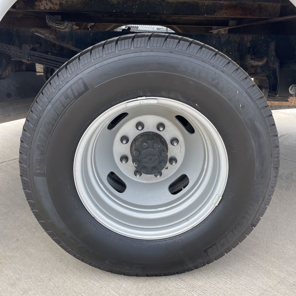 2024 Ford F-350 Super Duty XL