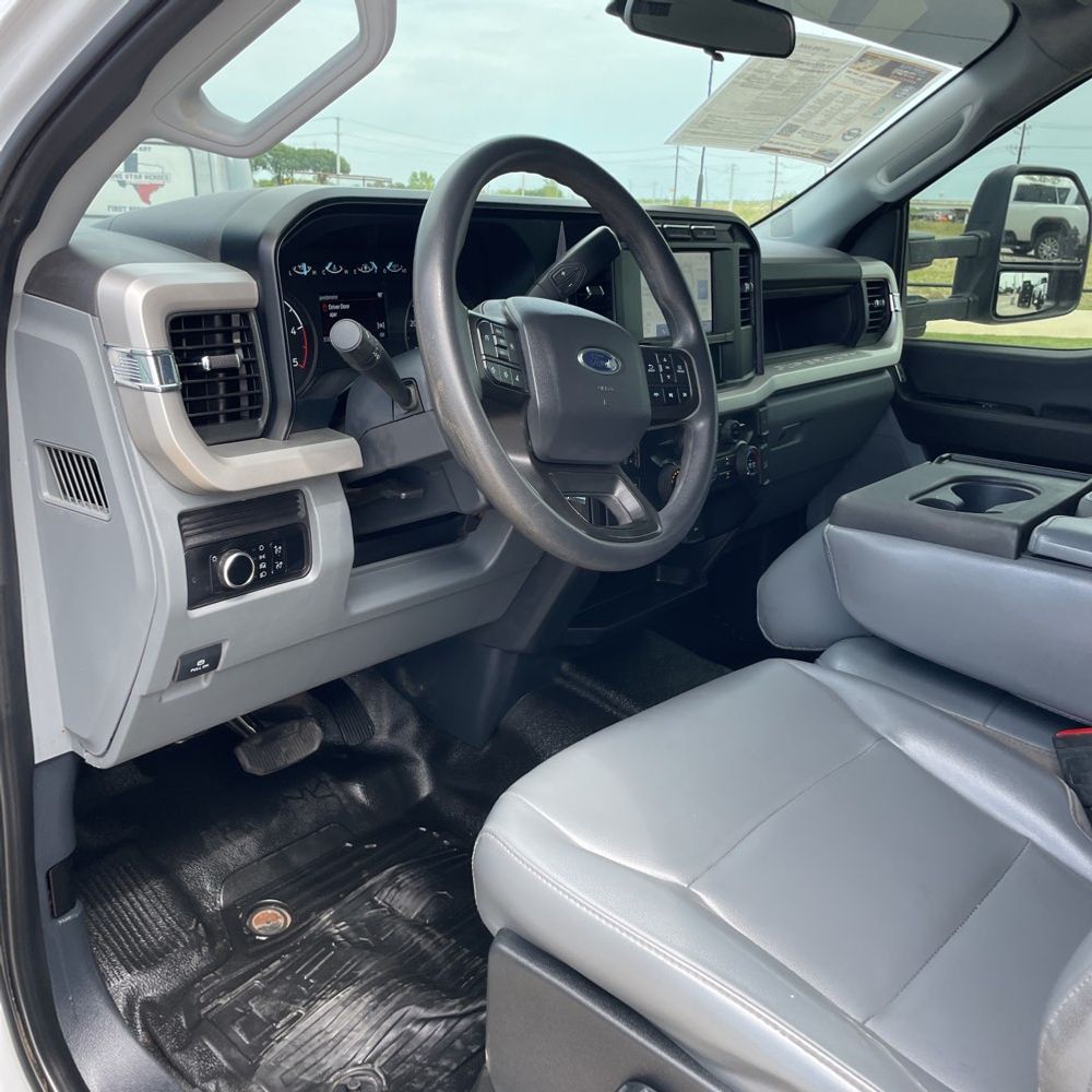 2024 Ford F-350 Super Duty XL