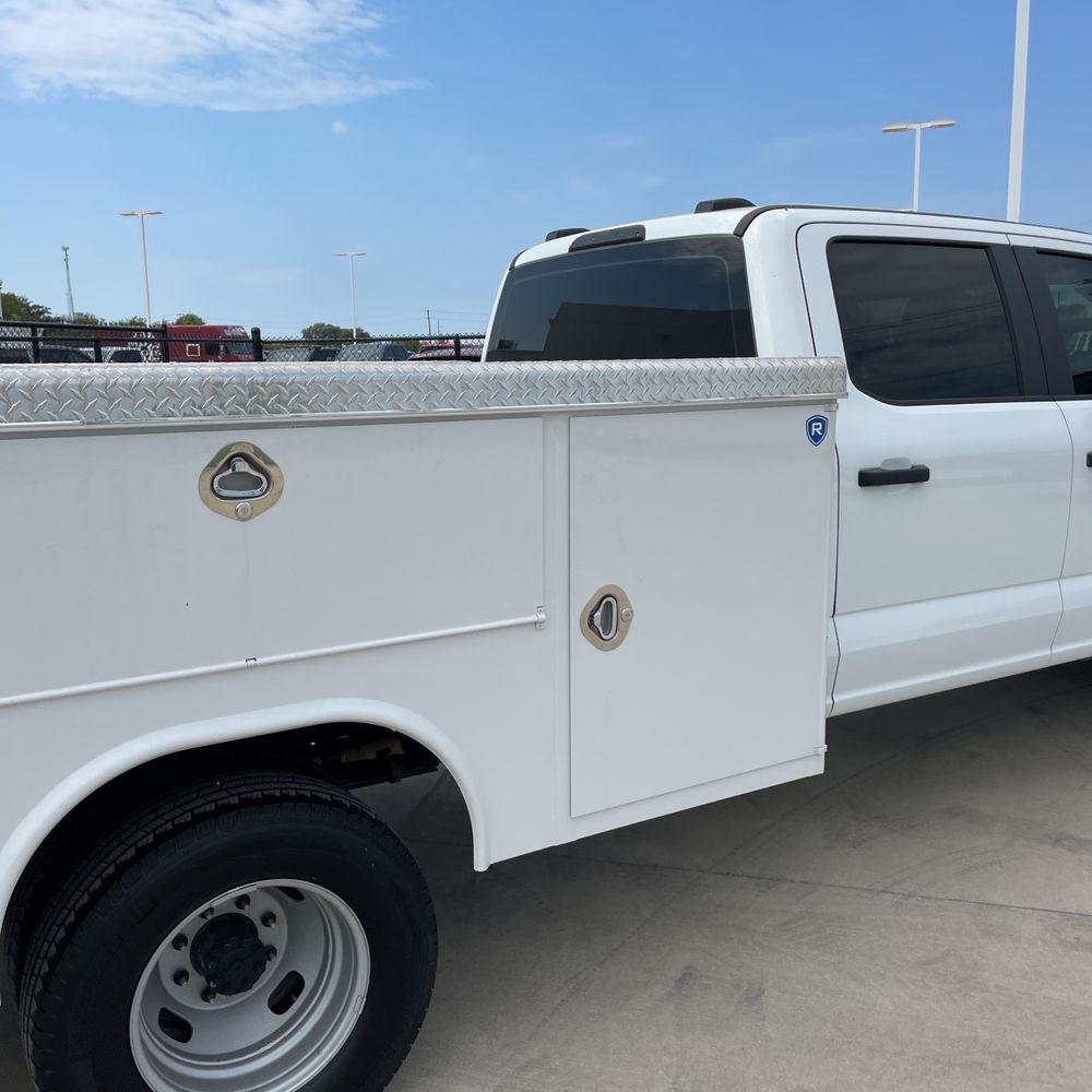 2024 Ford F-350 Super Duty XL