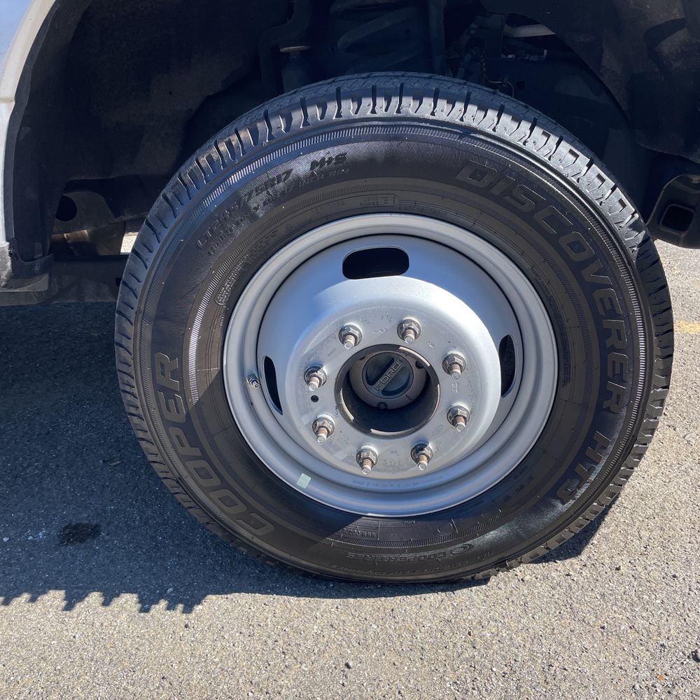 2023 Ford S/D C/C F350 XL