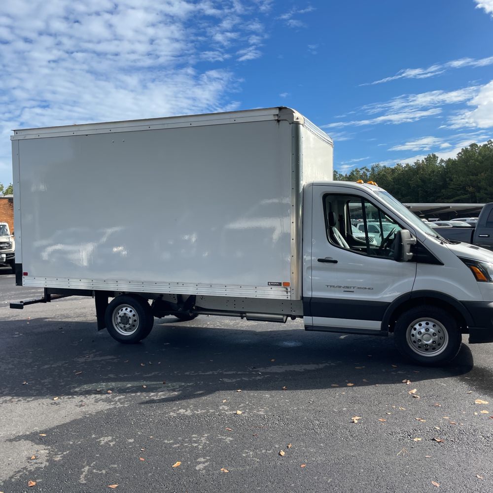 2023 Ford Transit Commercial 250 Cutwy AWD SRW 156WB