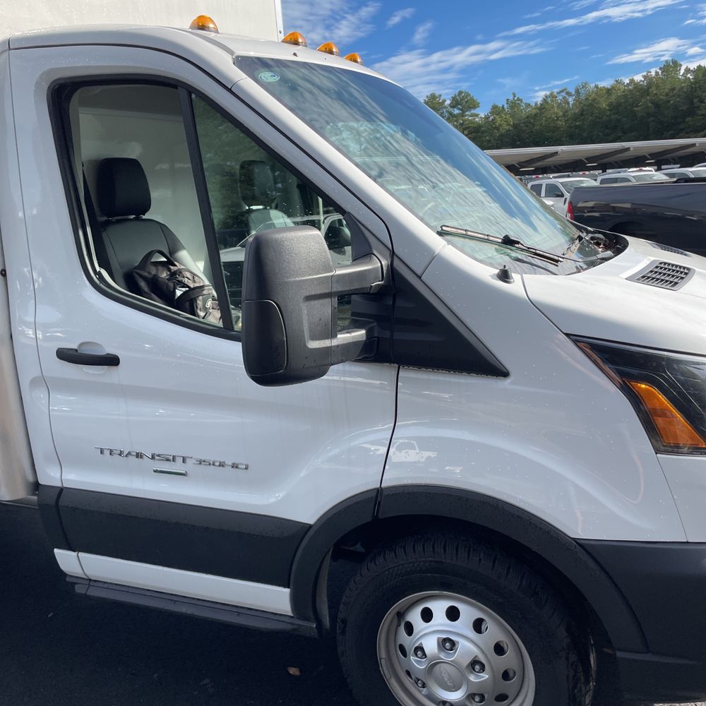 2023 Ford Transit Commercial 250 Cutwy AWD SRW 156WB