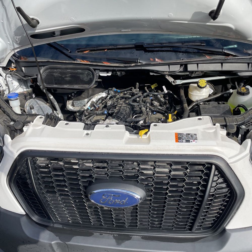 2023 Ford Transit Commercial 250 Cutwy AWD SRW 156WB